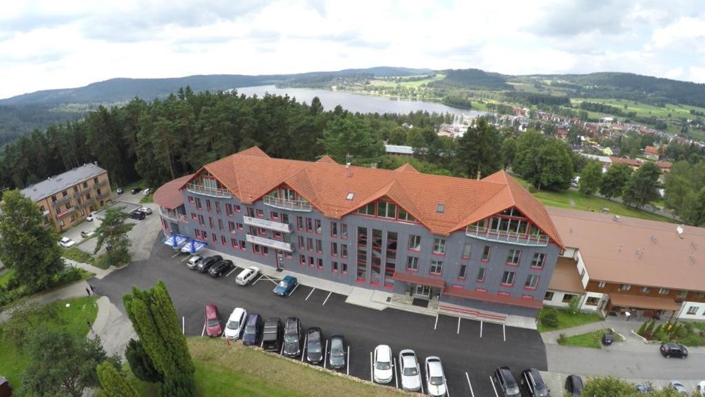 Hotel Bouczech Lipno nad Vltavou Luaran gambar