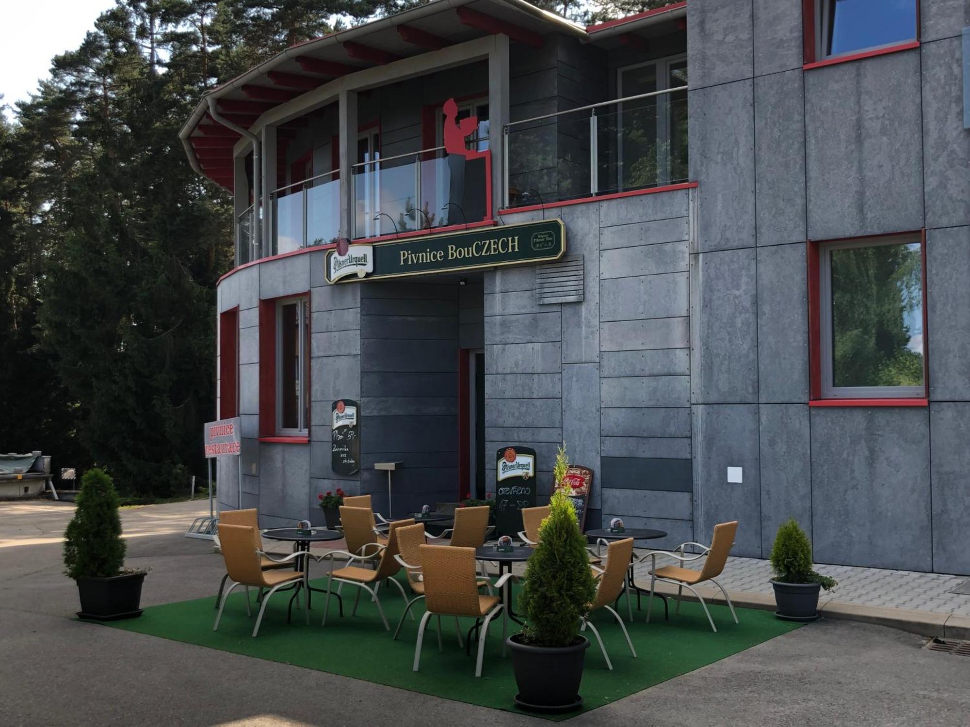 Hotel Bouczech Lipno nad Vltavou Luaran gambar