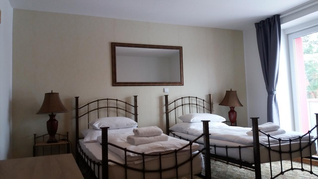 Hotel Bouczech Lipno nad Vltavou Luaran gambar