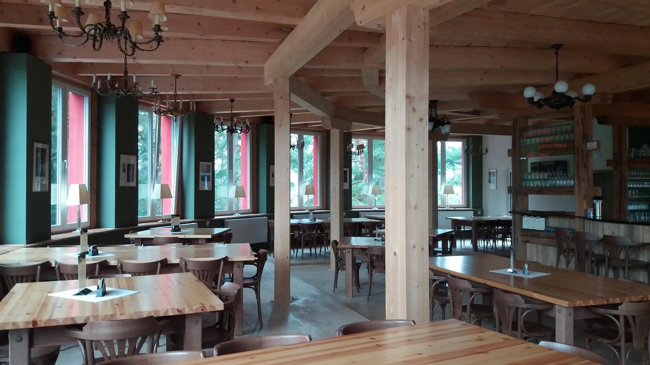 Hotel Bouczech Lipno nad Vltavou Luaran gambar